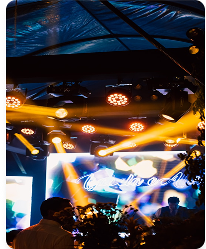 7 Reasons Why a Magic Mirror Photo Booth Is the Ultimate Wedding Guest Experience